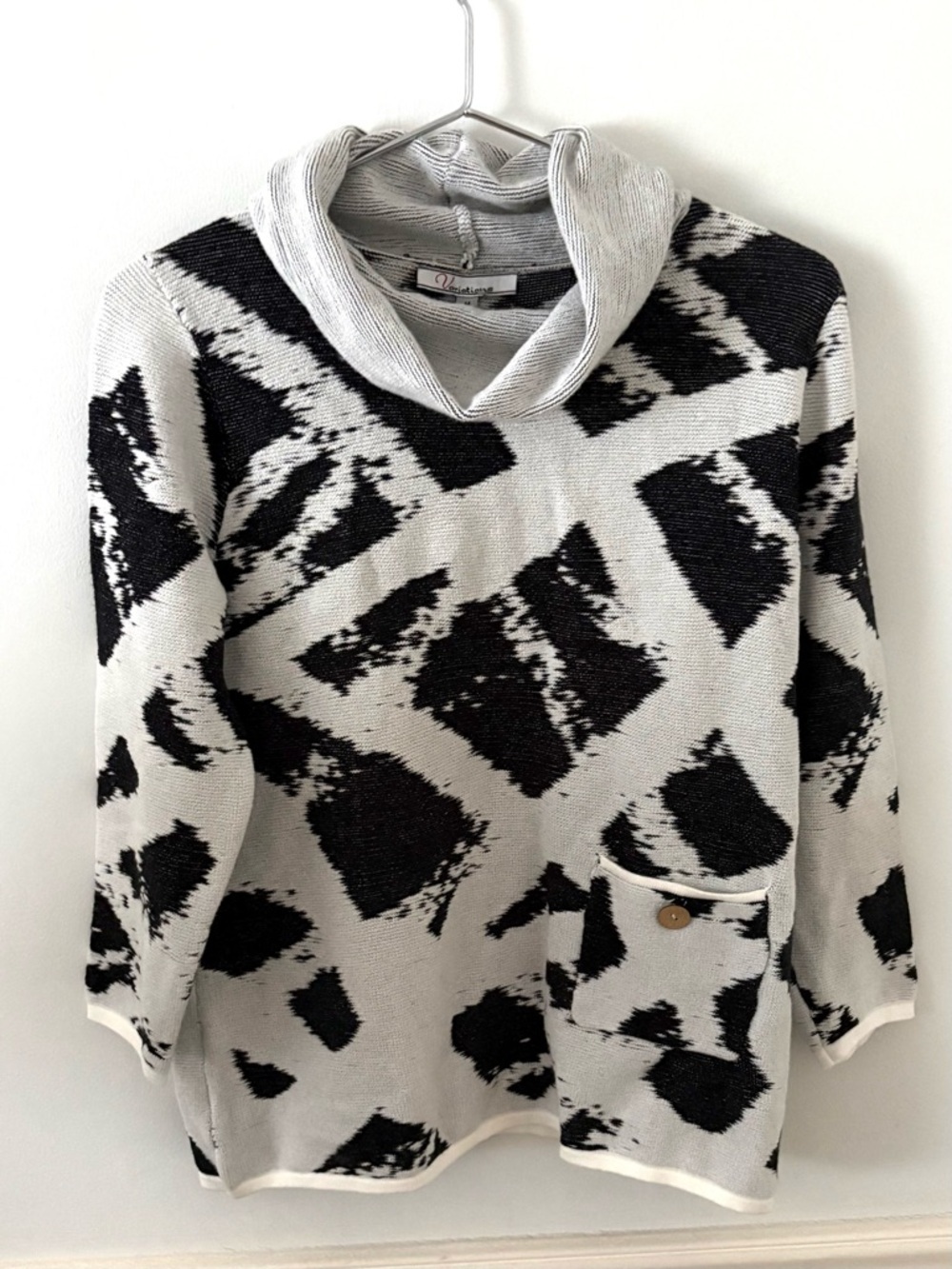 NWT VARIATIONS Cowl Neck Sweater, gray and black